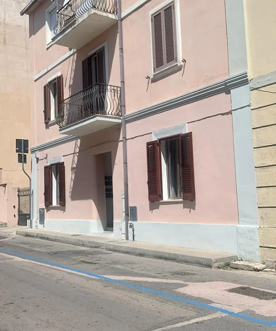 International House Apartment Olbia Itálie